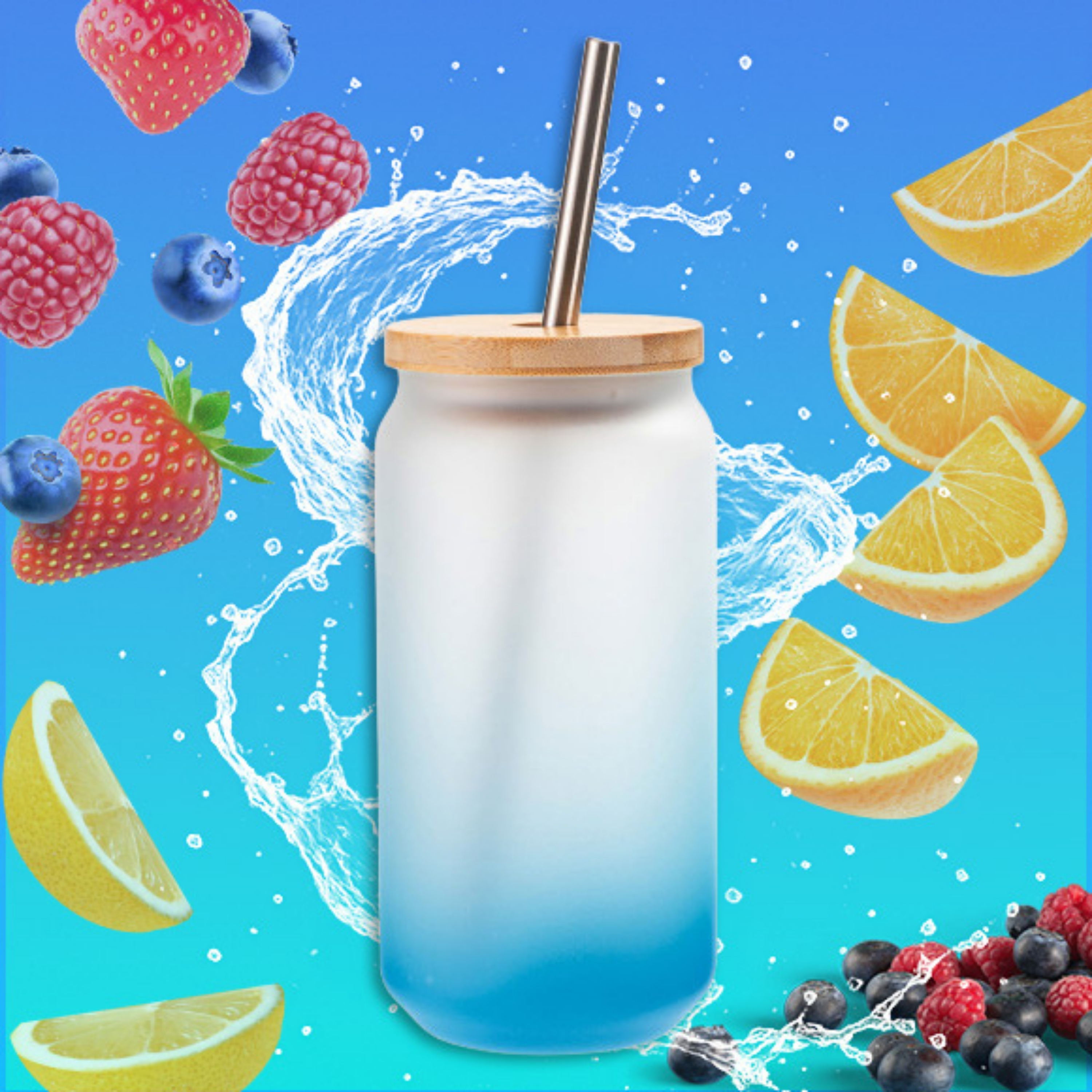 CreaLuxe Trinkglas 520 ml mit Bambusdeckel & Edelstahl-Strohhalm – Ohne Veredelung - satiniert mit Farbverlauf Blau, Made in Germany - perfekt für den Sommer